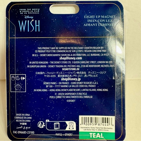 NWT. Disney Parks Wish Movie Star Light-Up Magnet - Picture 7 of 8